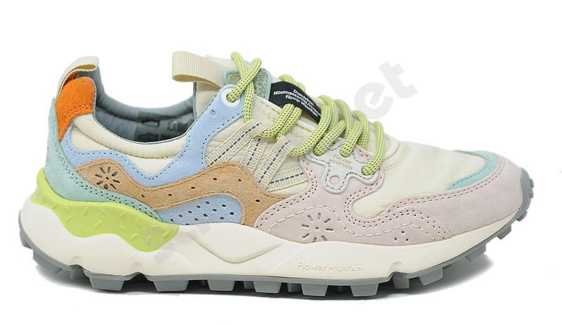 Flower Mountain Yamano 3 Woman pink beige