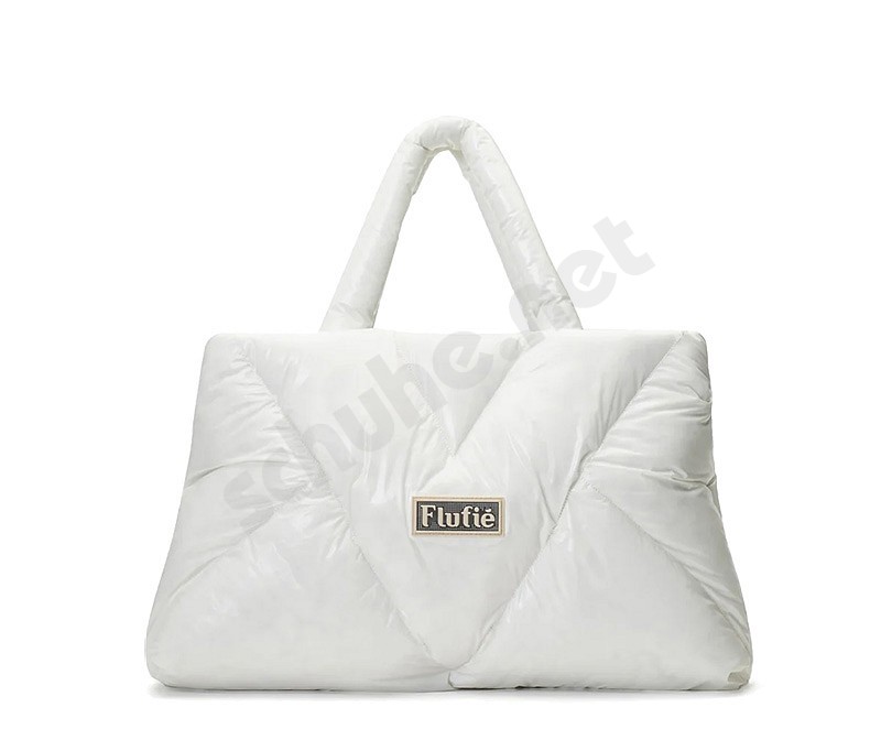 Flufie Bag Pillow shiny ghost bianco