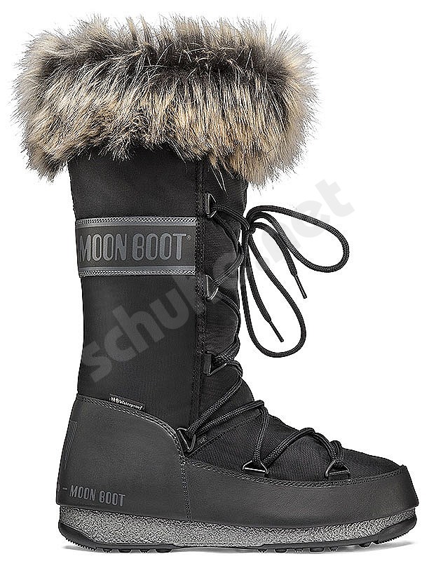 all black moon boots
