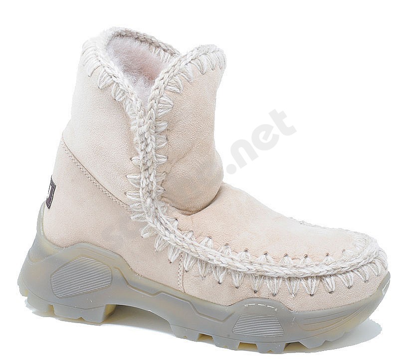 light pink snow boots