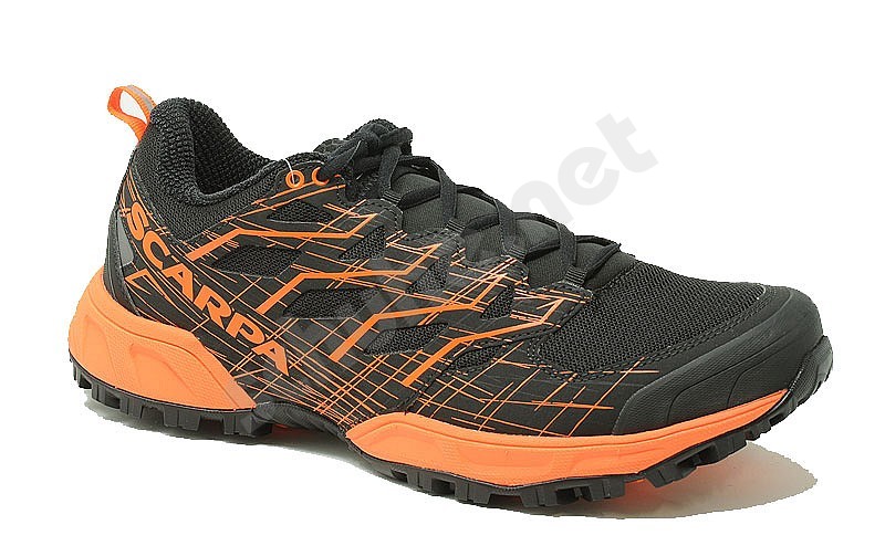 Scarpa Neutron 2 black fluo orange